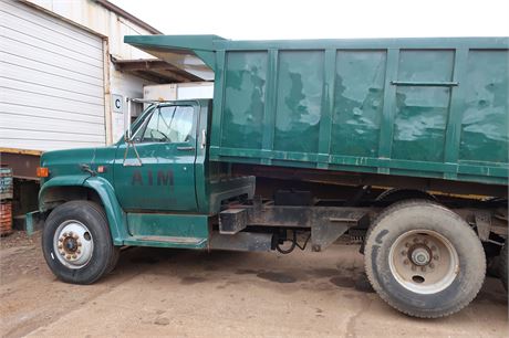 1987 GMC Dump Truck