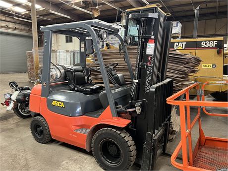 2006 Toyota 7FGU25 Forklift