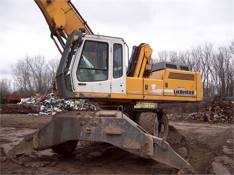 2005 Liebherr A 934 B HD Wheeled Material Handler