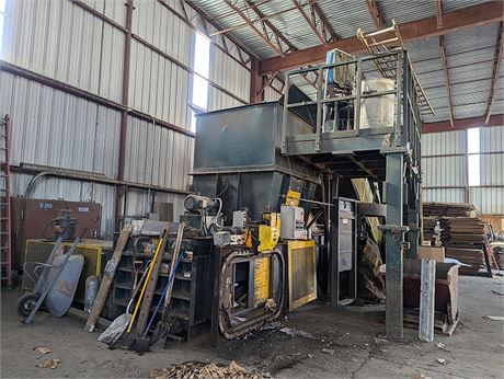 2006 International TR1170-100 2-Ram Nonferrous Baler